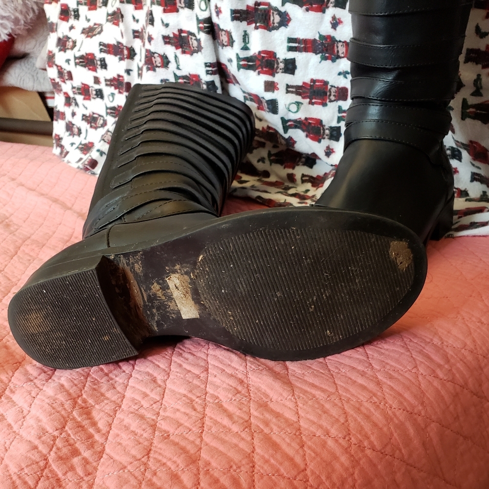 Torrid black boots - Picture 4 of 9
